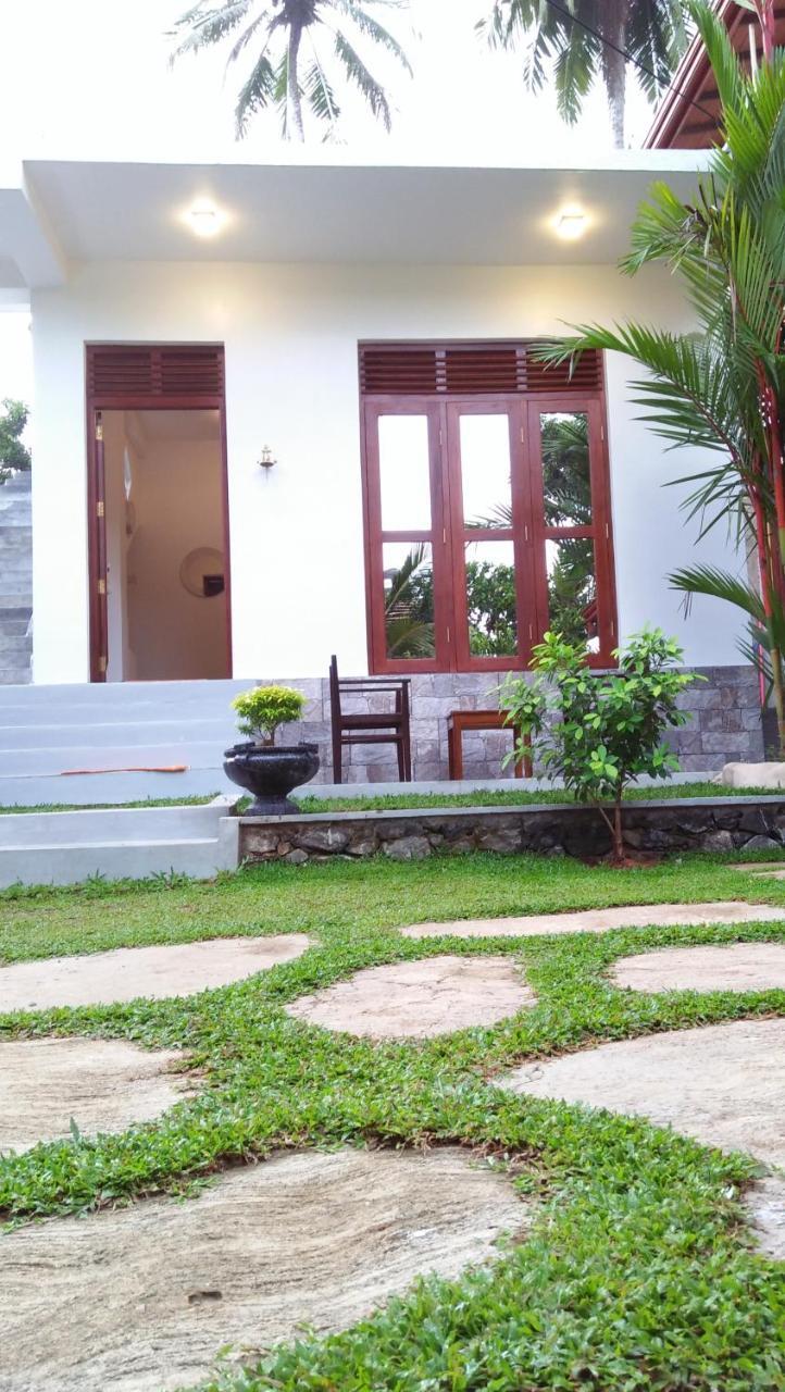 Singithi Villa Unawatuna Exteriör bild